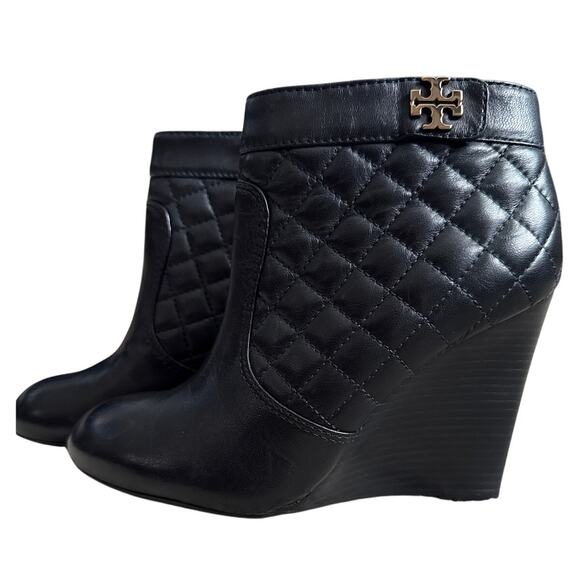 Tory Burch Leila Black Leather‎ Quilted Ankle Wedge Booties Size 9M - Picture 1 of 11